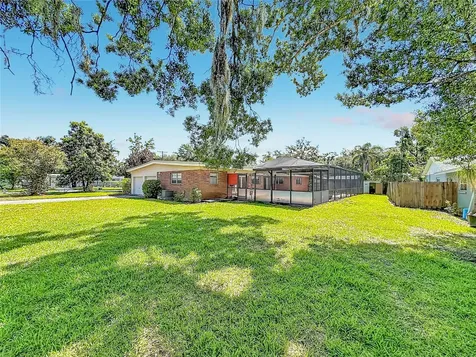 605 Courtney Drive Tampa FL 33617