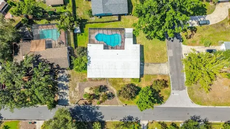 605 Courtney Drive Tampa FL 33617