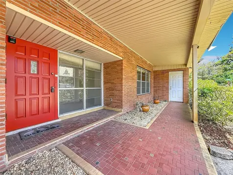 605 Courtney Drive Tampa FL 33617
