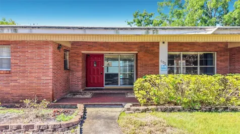 605 Courtney Drive Tampa FL 33617