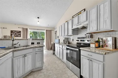 195 Parkview Drive Palm Coast FL 32164