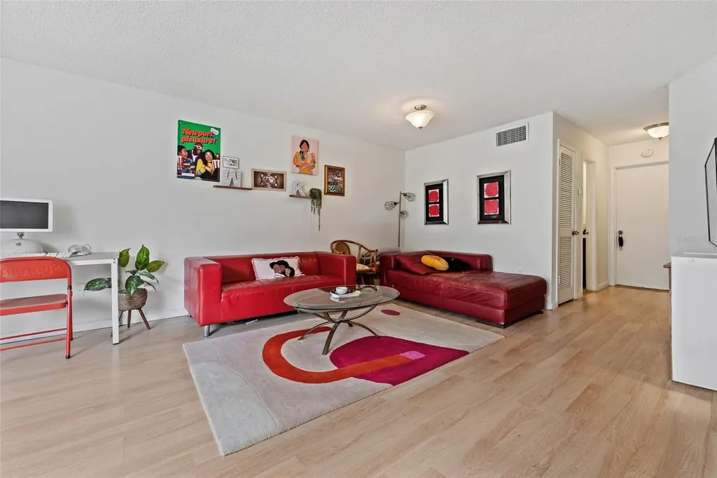 4312 Lakeway Drive Orlando FL 32839
