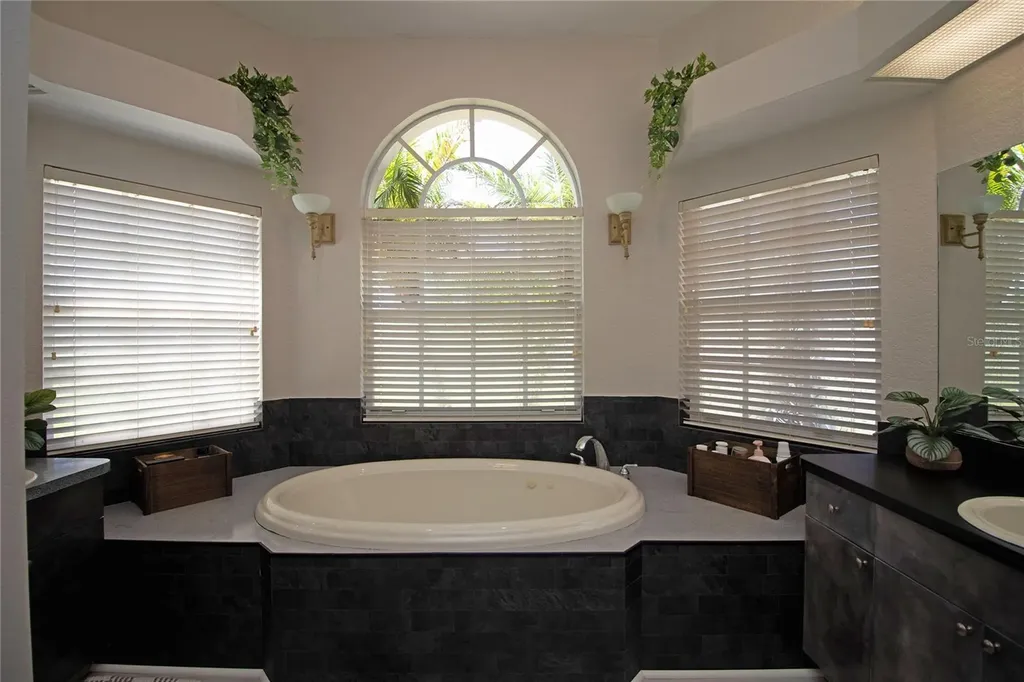 8933 Thoreau Place Hudson FL 34667