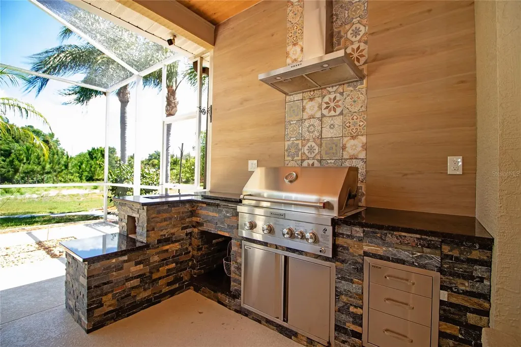 8933 Thoreau Place Hudson FL 34667