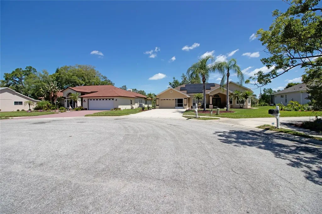 8933 Thoreau Place Hudson FL 34667