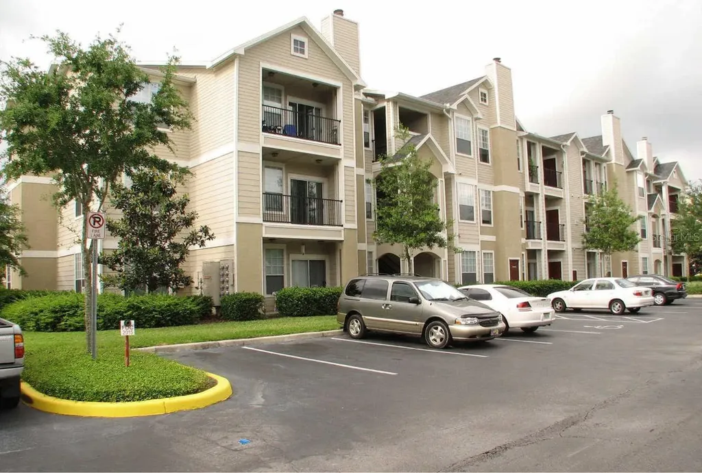 2025 Erving Circle Ocoee FL 34761