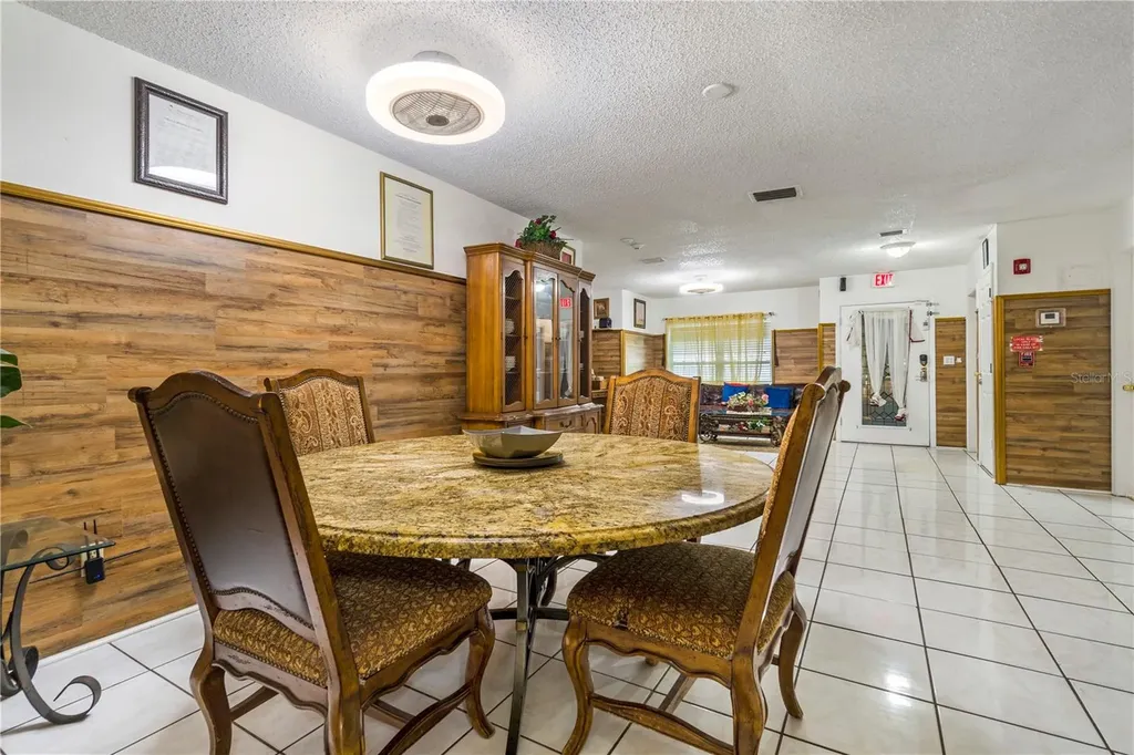 613 Forest Hills Drive Brandon FL 33510