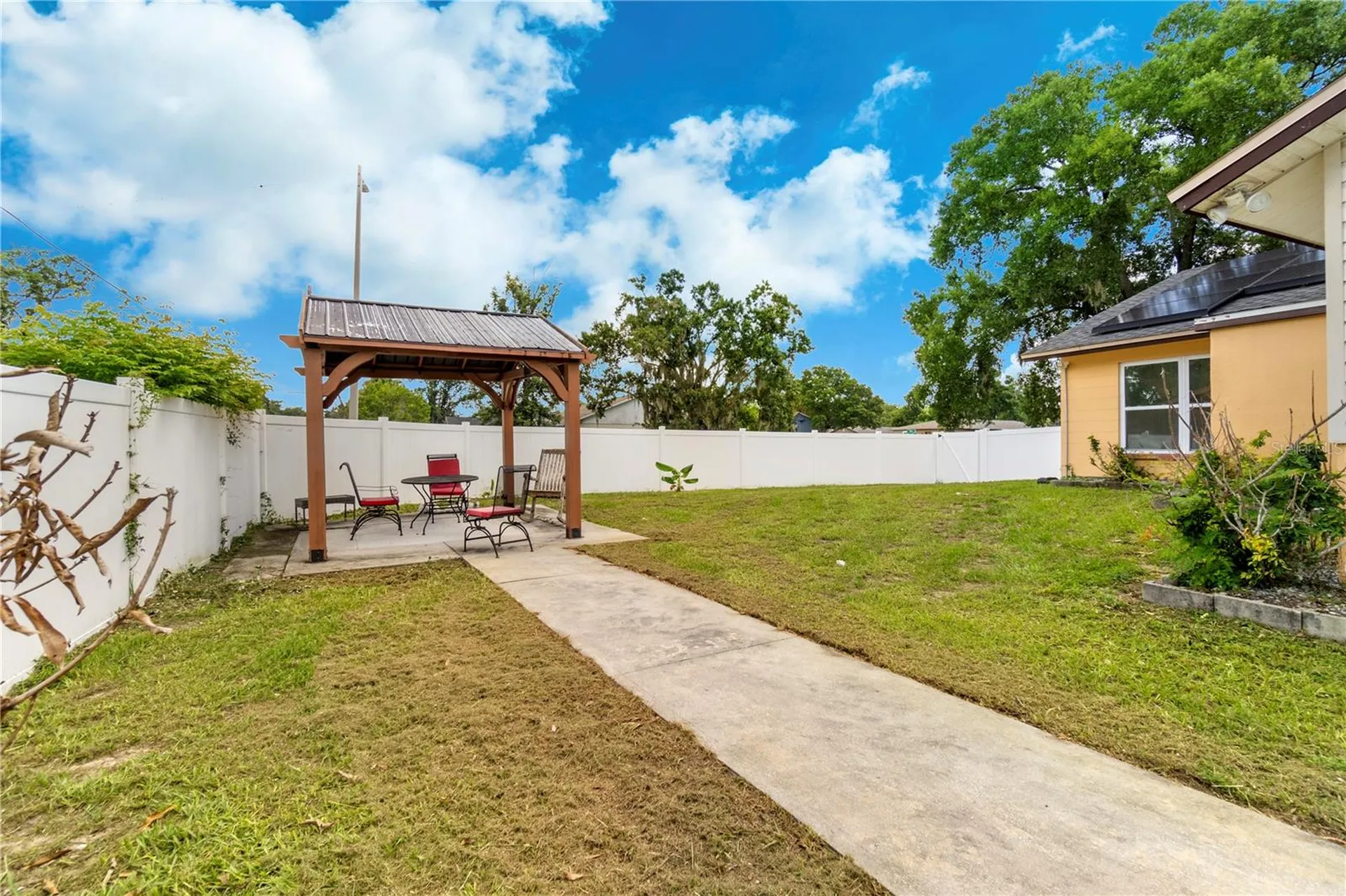 613 Forest Hills Drive Brandon FL 33510