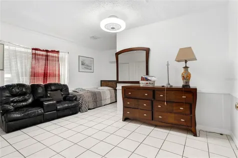 613 Forest Hills Drive Brandon FL 33510