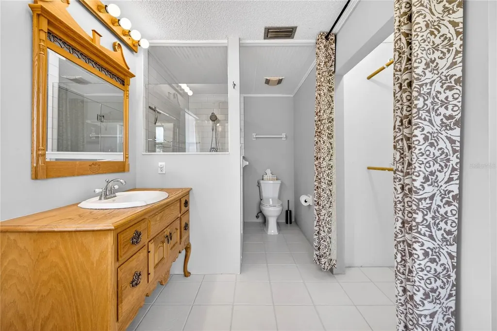 9400 Savoy Court New Port Richey FL 34654