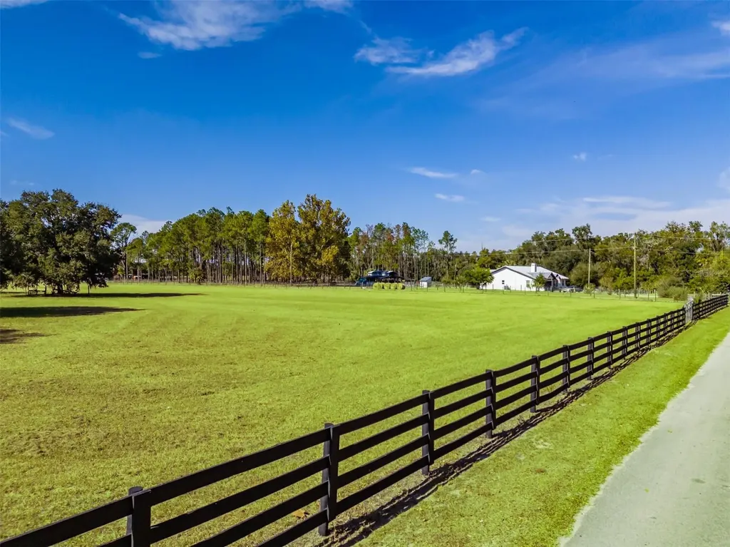 3527 Powerline Road Lithia FL 33547