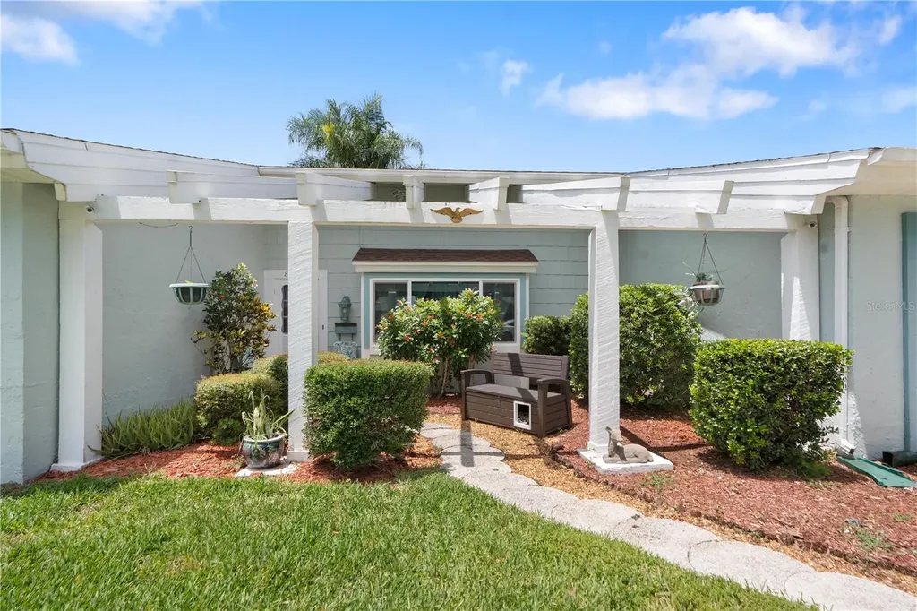 8021 Wildflower Row Hudson FL 34667