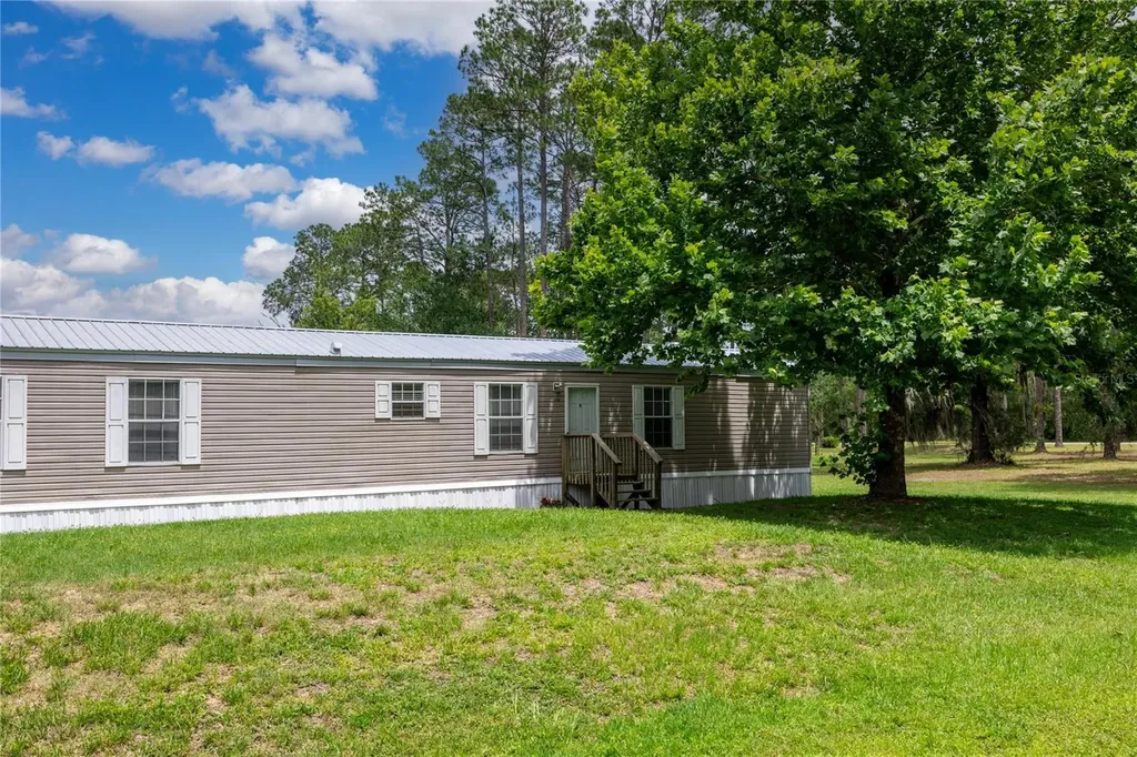 116 Tyler Avenue Interlachen FL 32148
