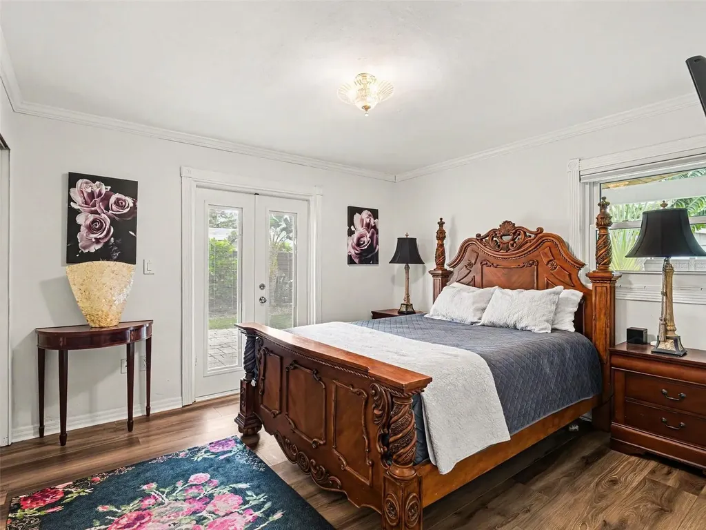 2344 Temple Street Sarasota FL 34237