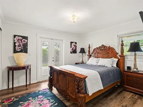 2344 Temple Street Sarasota FL 34237