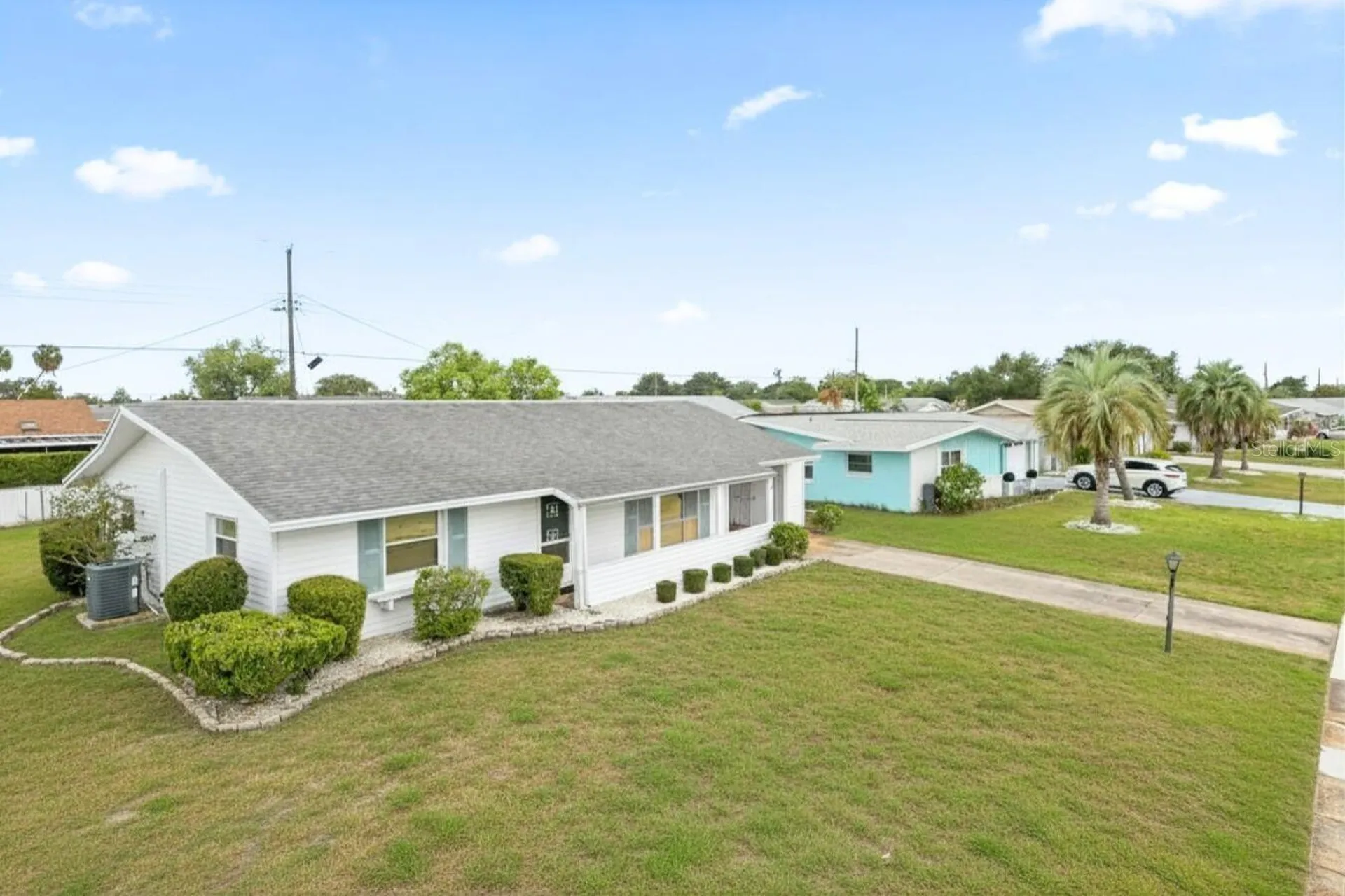 816 Oakmont Avenue Sun City Center FL 33573