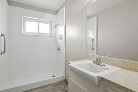 816 Oakmont Avenue Sun City Center FL 33573