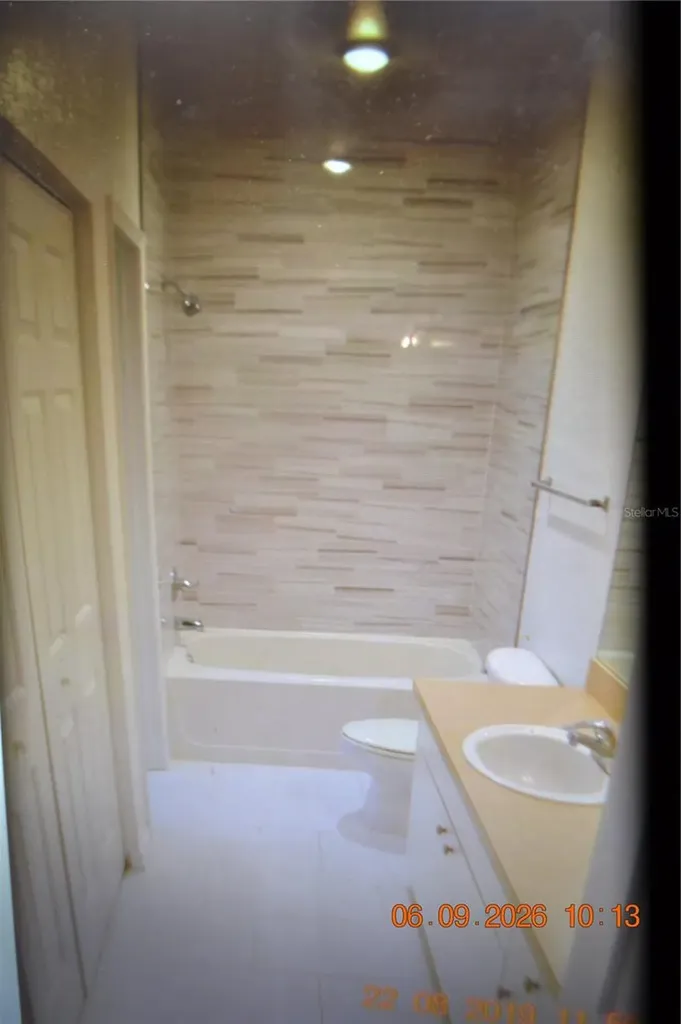 4323 Bayside Village Drive Tampa FL 33615