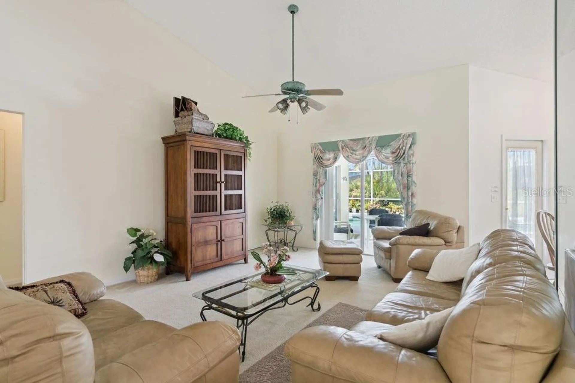 2802 Drifting Lilly Loop Kissimmee FL 34747