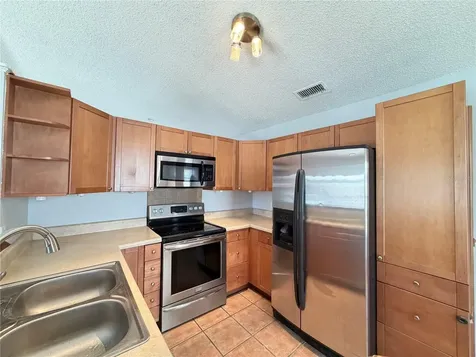 9923 Castleton Street Orlando FL 32817