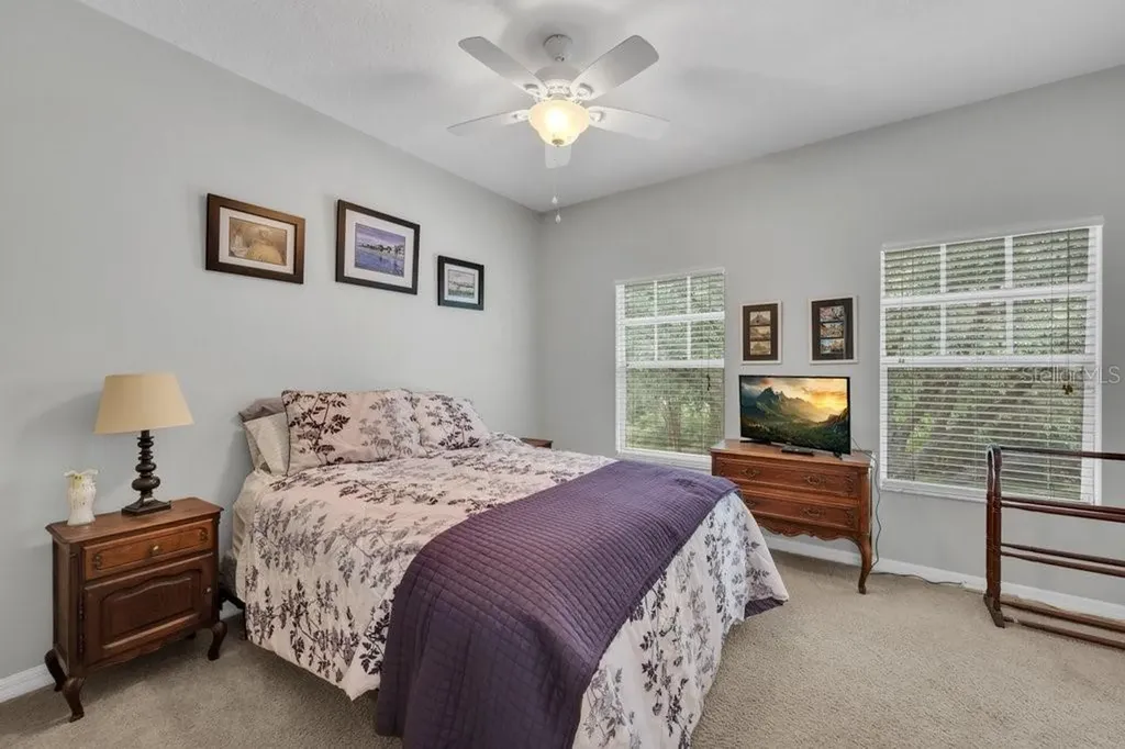 16007 Mulberrypark Circle Lithia FL 33547