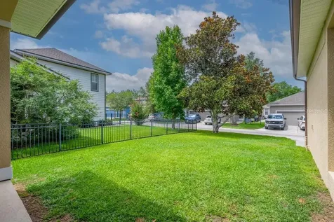 16007 Mulberrypark Circle Lithia FL 33547