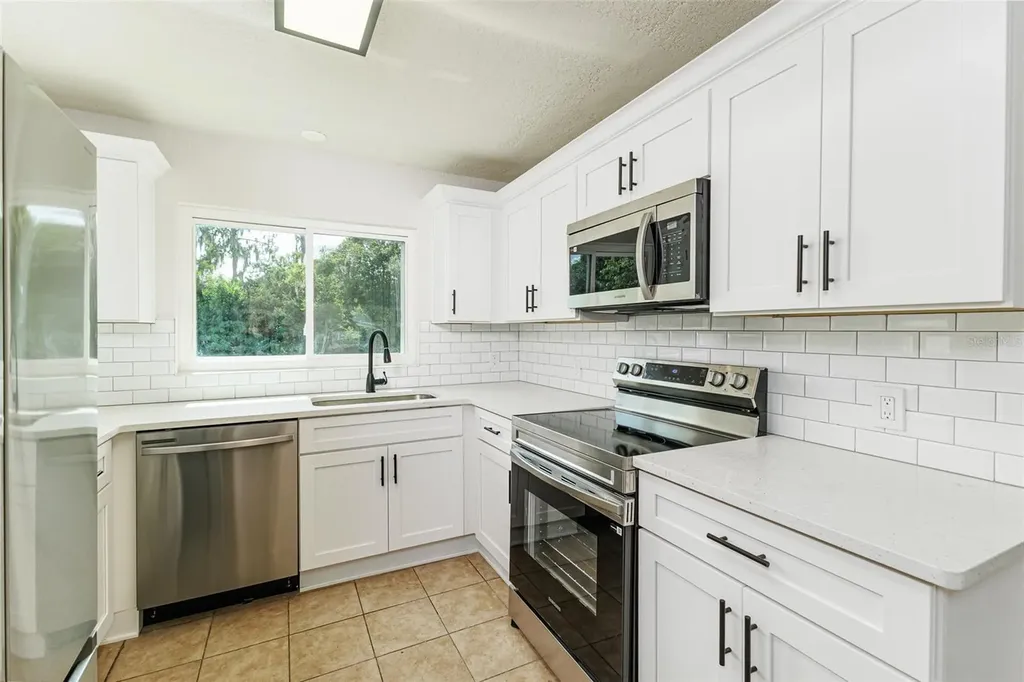 1470 Carolina Avenue Mulberry FL 33860