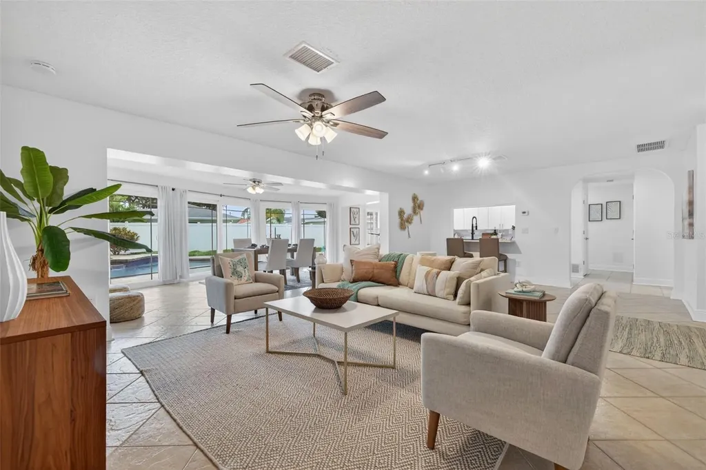1022 Eden Isle Drive NE St Petersburg FL 33704