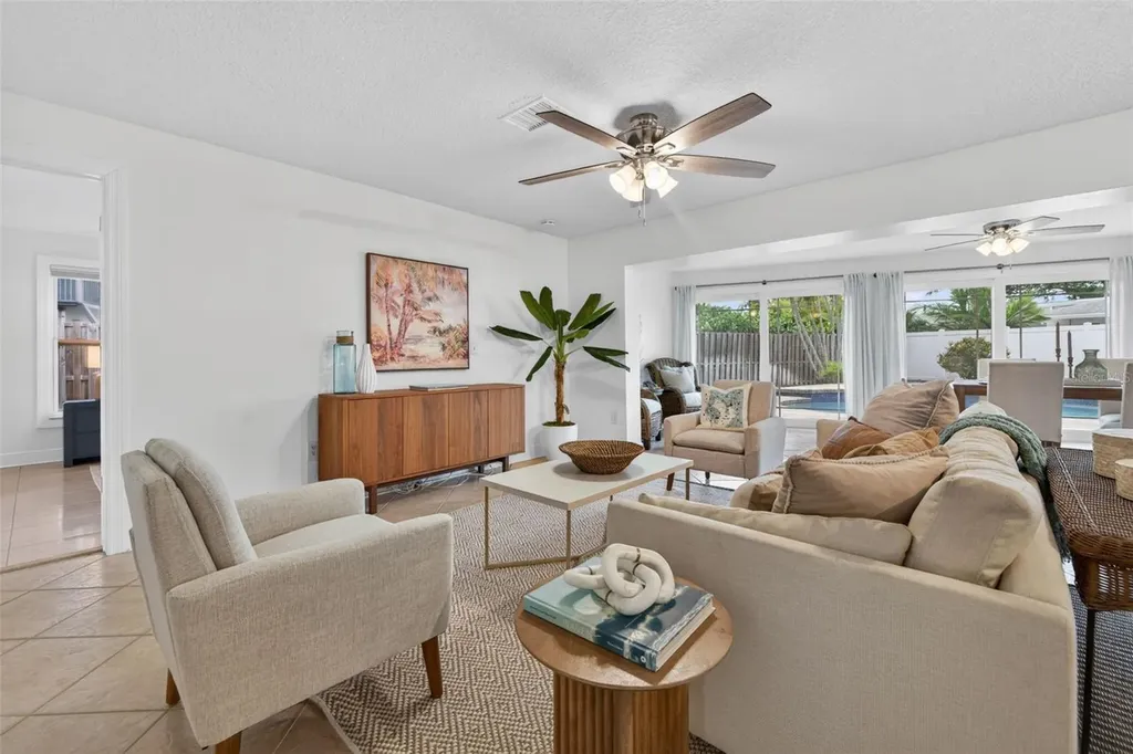 1022 Eden Isle Drive NE St Petersburg FL 33704