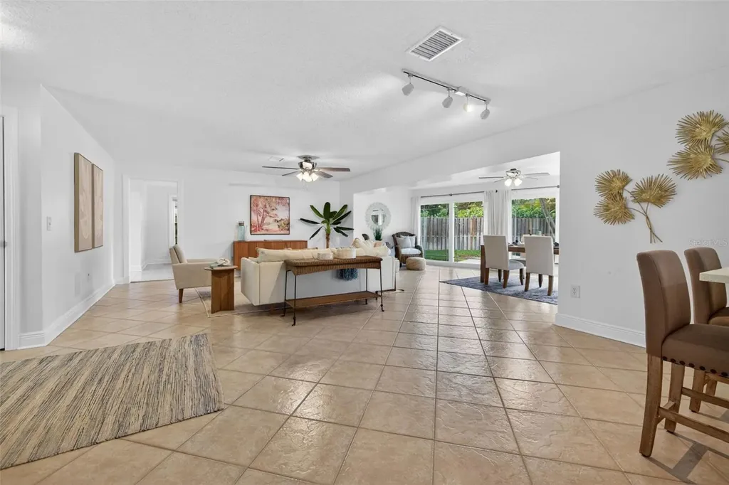 1022 Eden Isle Drive NE St Petersburg FL 33704