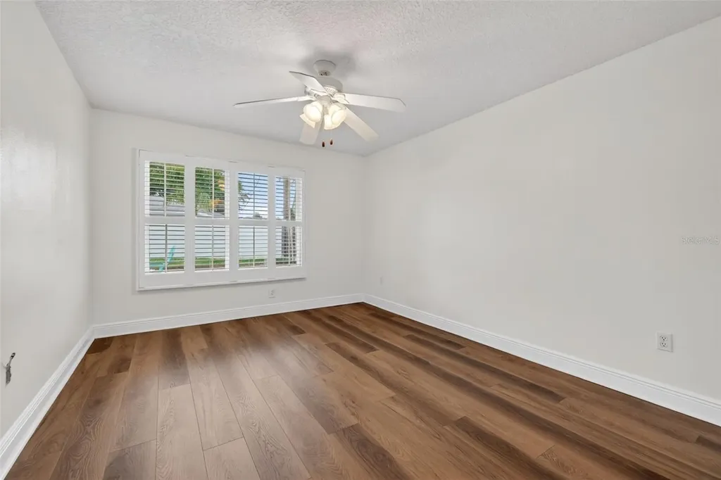 1022 Eden Isle Drive NE St Petersburg FL 33704