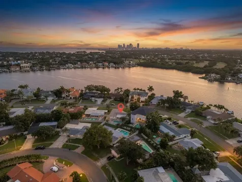 1022 Eden Isle Drive NE St Petersburg FL 33704