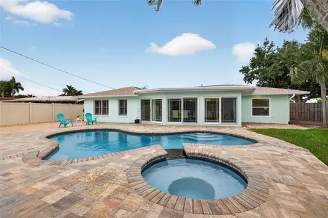 1022 Eden Isle Drive NE St Petersburg FL 33704