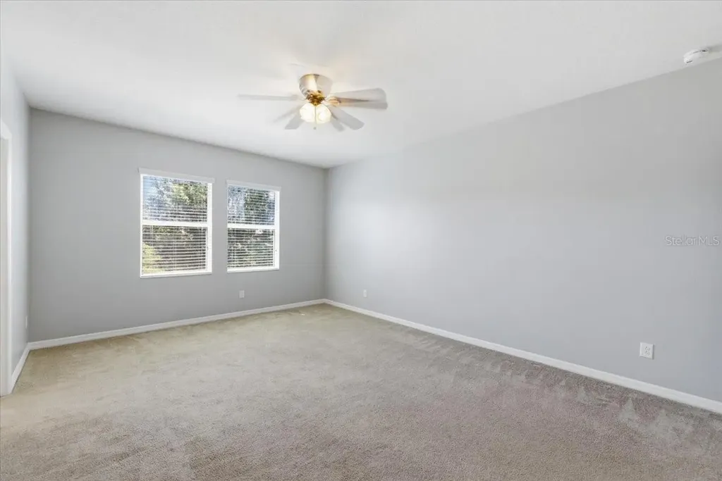 5105 Oakline View Drive Lithia FL 33547