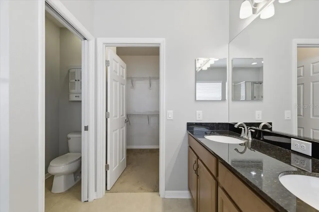 5105 Oakline View Drive Lithia FL 33547