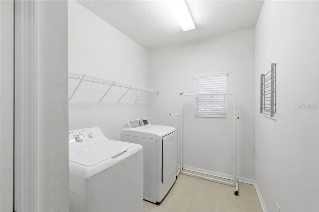 5105 Oakline View Drive Lithia FL 33547