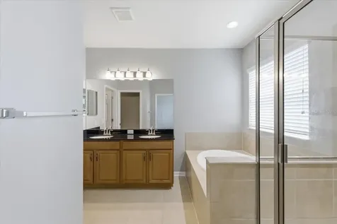 5105 Oakline View Drive Lithia FL 33547
