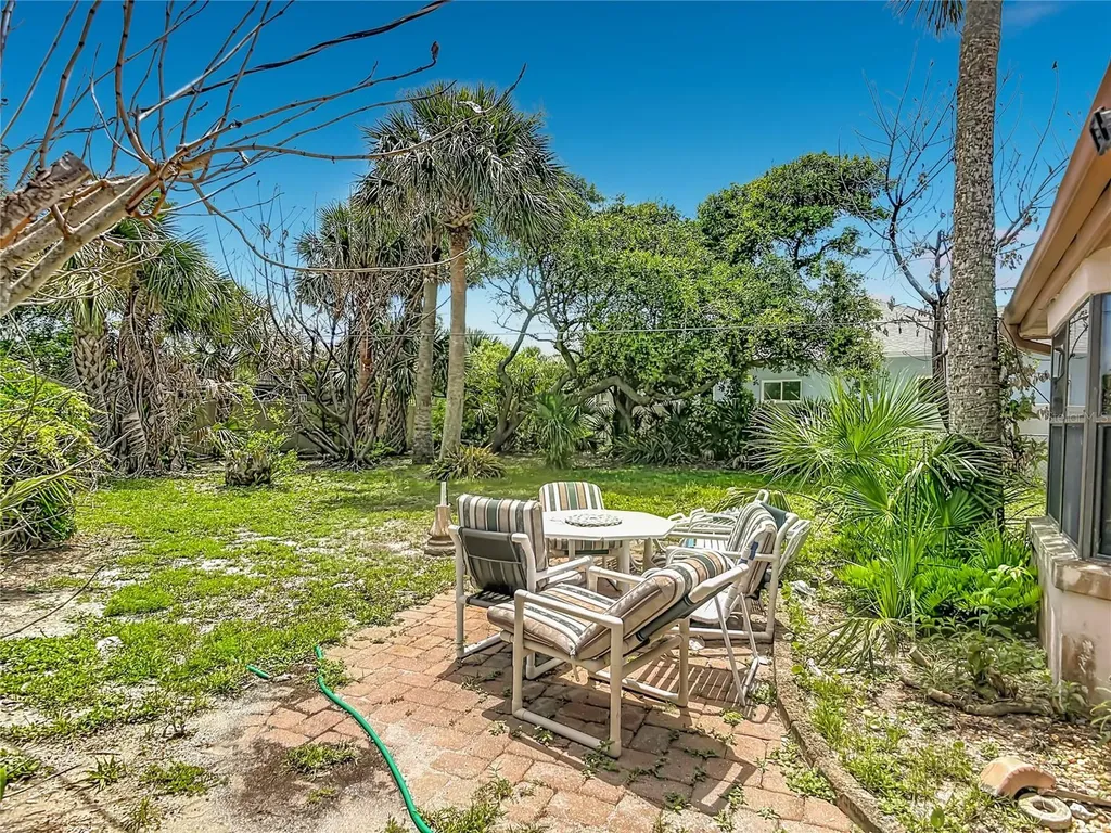 4647 Saxon Drive New Smyrna Beach FL 32169