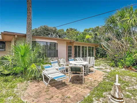 4647 Saxon Drive New Smyrna Beach FL 32169