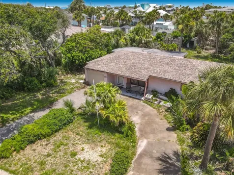 4647 Saxon Drive New Smyrna Beach FL 32169