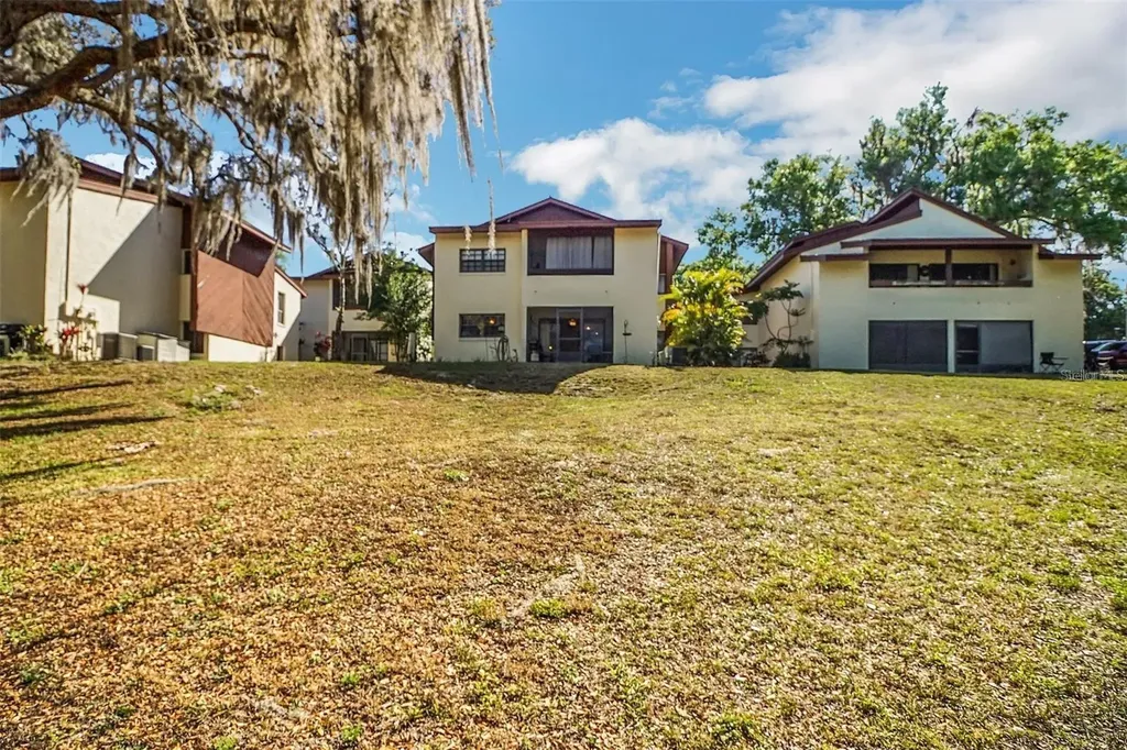 956 5th Street Clermont FL 34711