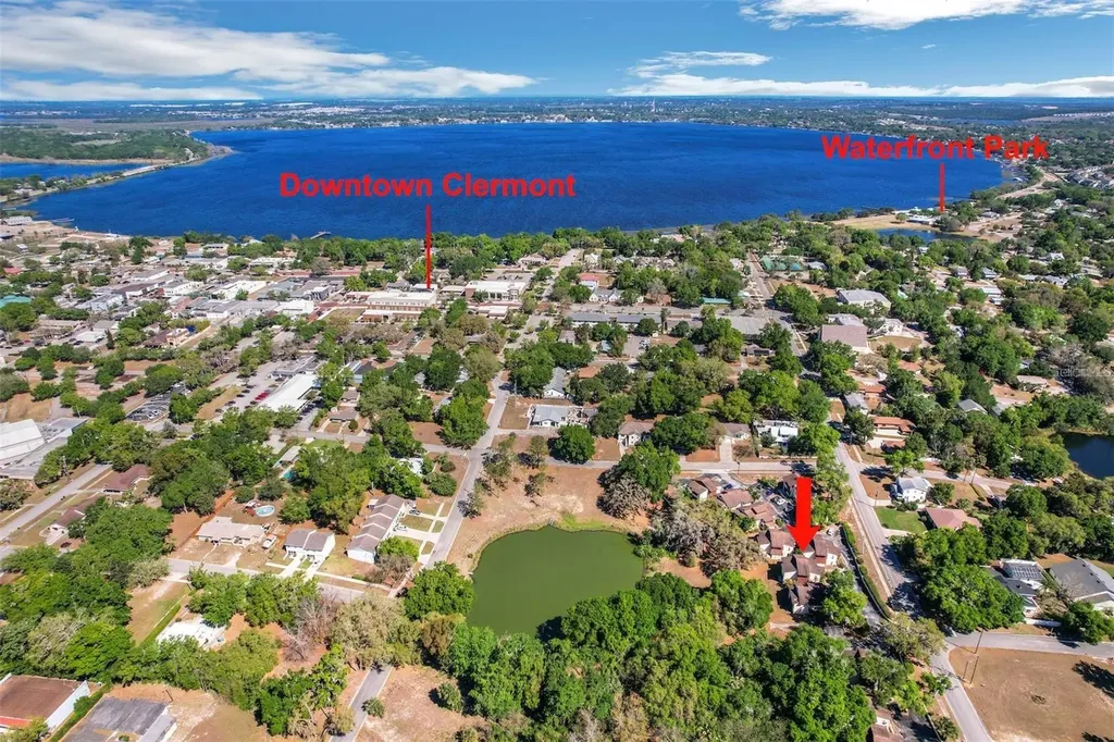 956 5th Street Clermont FL 34711