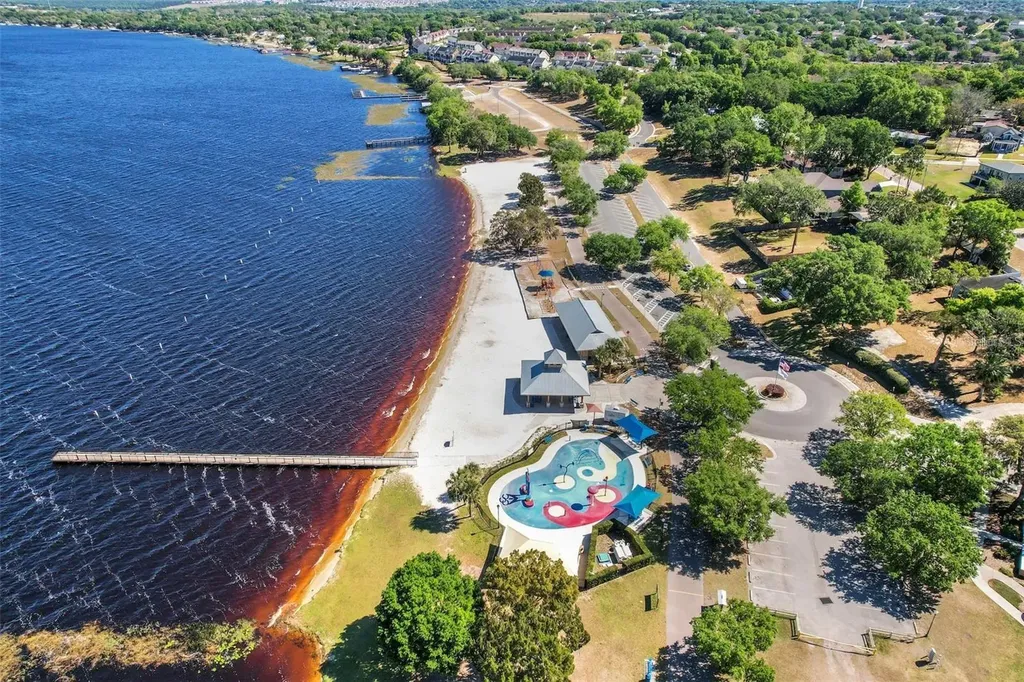 956 5th Street Clermont FL 34711
