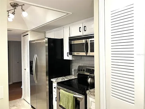 956 5th Street Clermont FL 34711