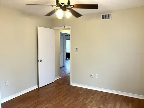 956 5th Street Clermont FL 34711