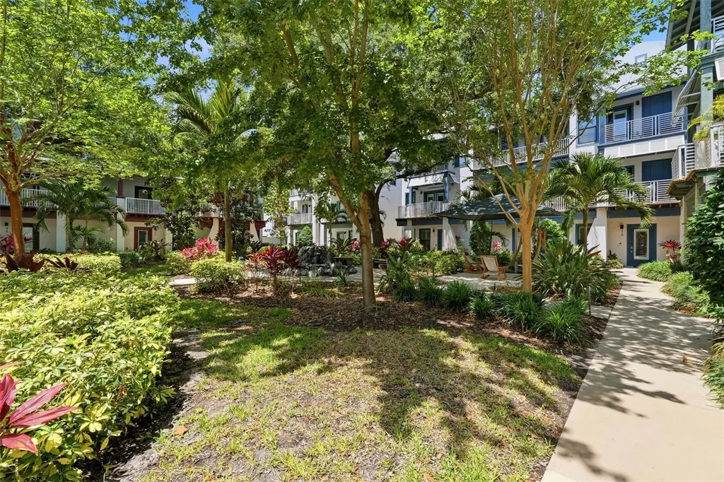 946 Highland Avenue Dunedin FL 34698