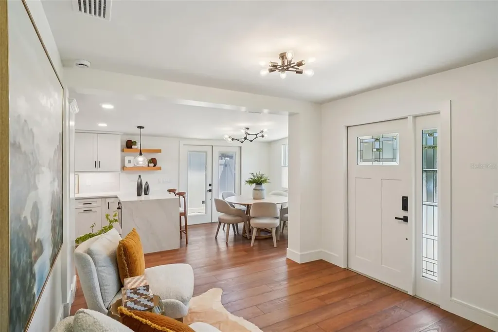 3123 W La Salle Street Tampa FL 33607