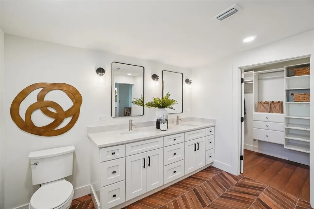 3123 W La Salle Street Tampa FL 33607