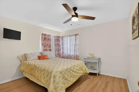 885 Fairfax Terrace NW Port Charlotte FL 33948