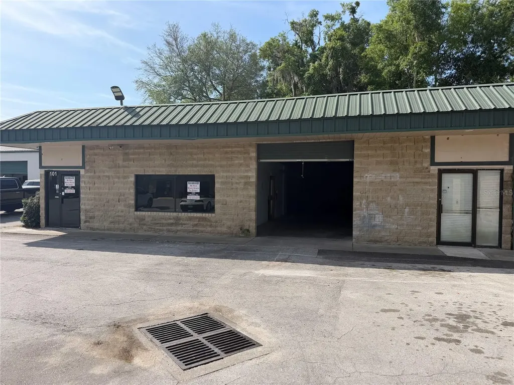 1706 N Magnolia Avenue Ocala FL 34475